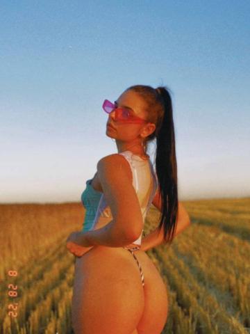 Камилла